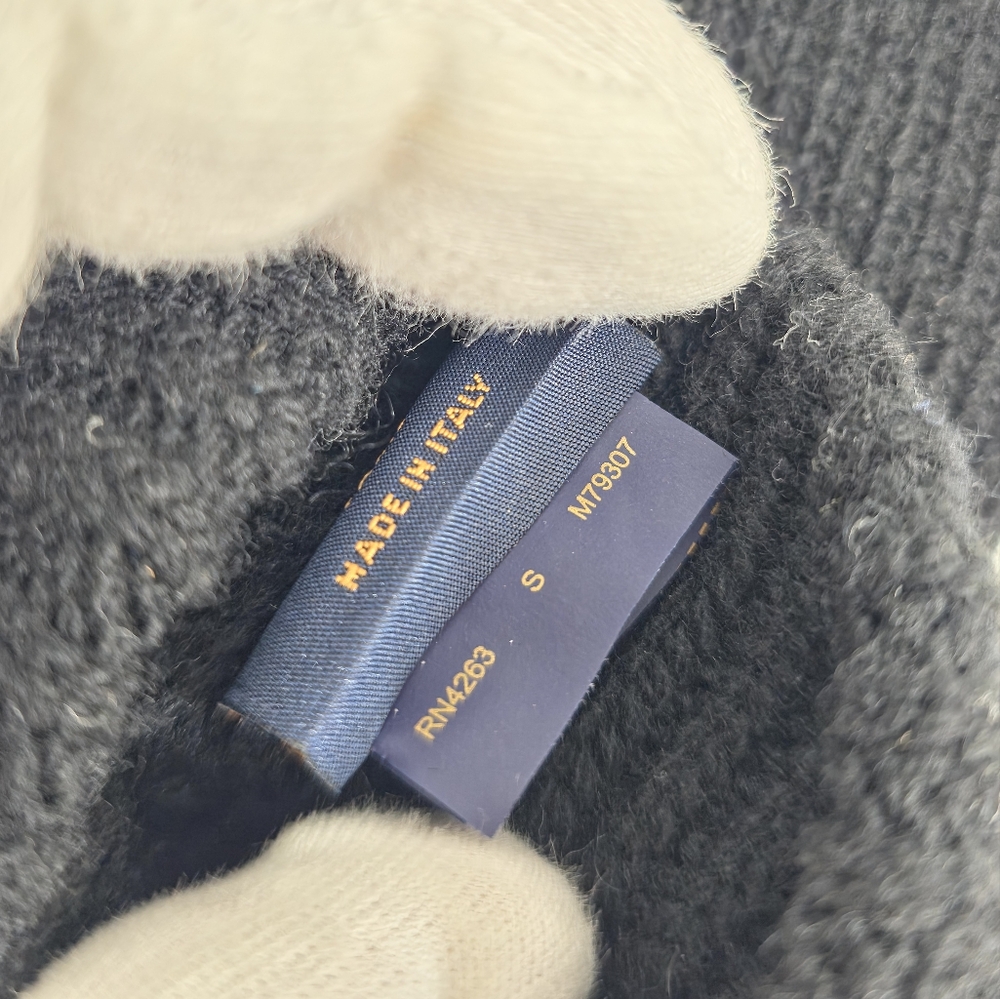 ✨️Bundle of LV Essential scarf / LV Medallion Gloves / LV Headline Beanie - Picture 9 of 12